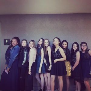 Meet your Posher, Ayva